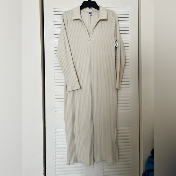 Winter midi Dress - Picture 2 of 4